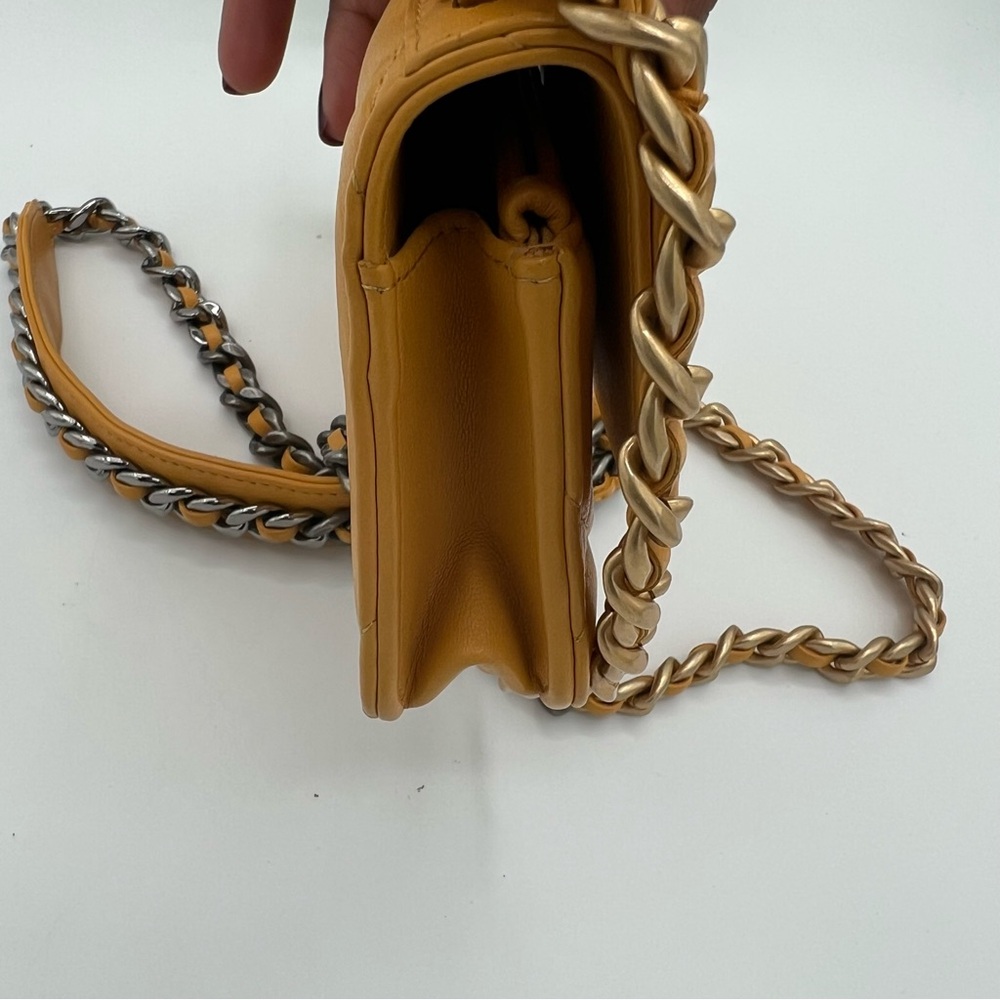 Chanel 19 Wallet On Chain Lambskin mustard yellow shoulder bag❤️ - Picture 4 of 13